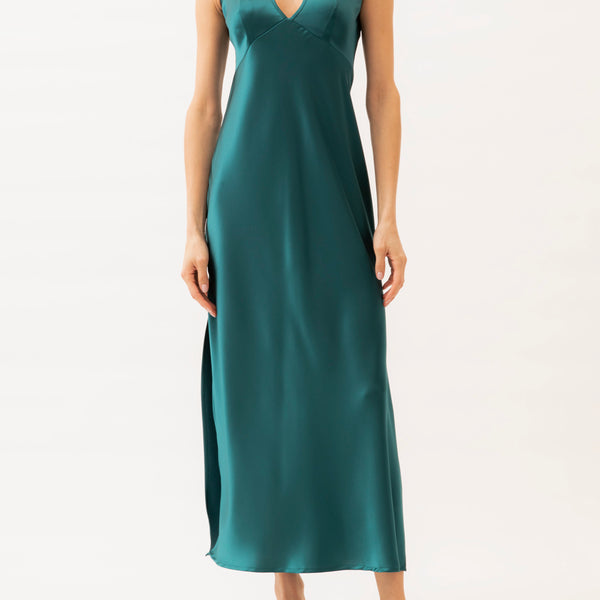 cool woman in a black dress Rohnda Sleeveless Teal Maxi Dress – Jaline Resort